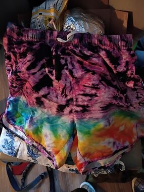 Novamens Xl Tie-Dye Rainbow Running Shorts - Pink & Multicolor